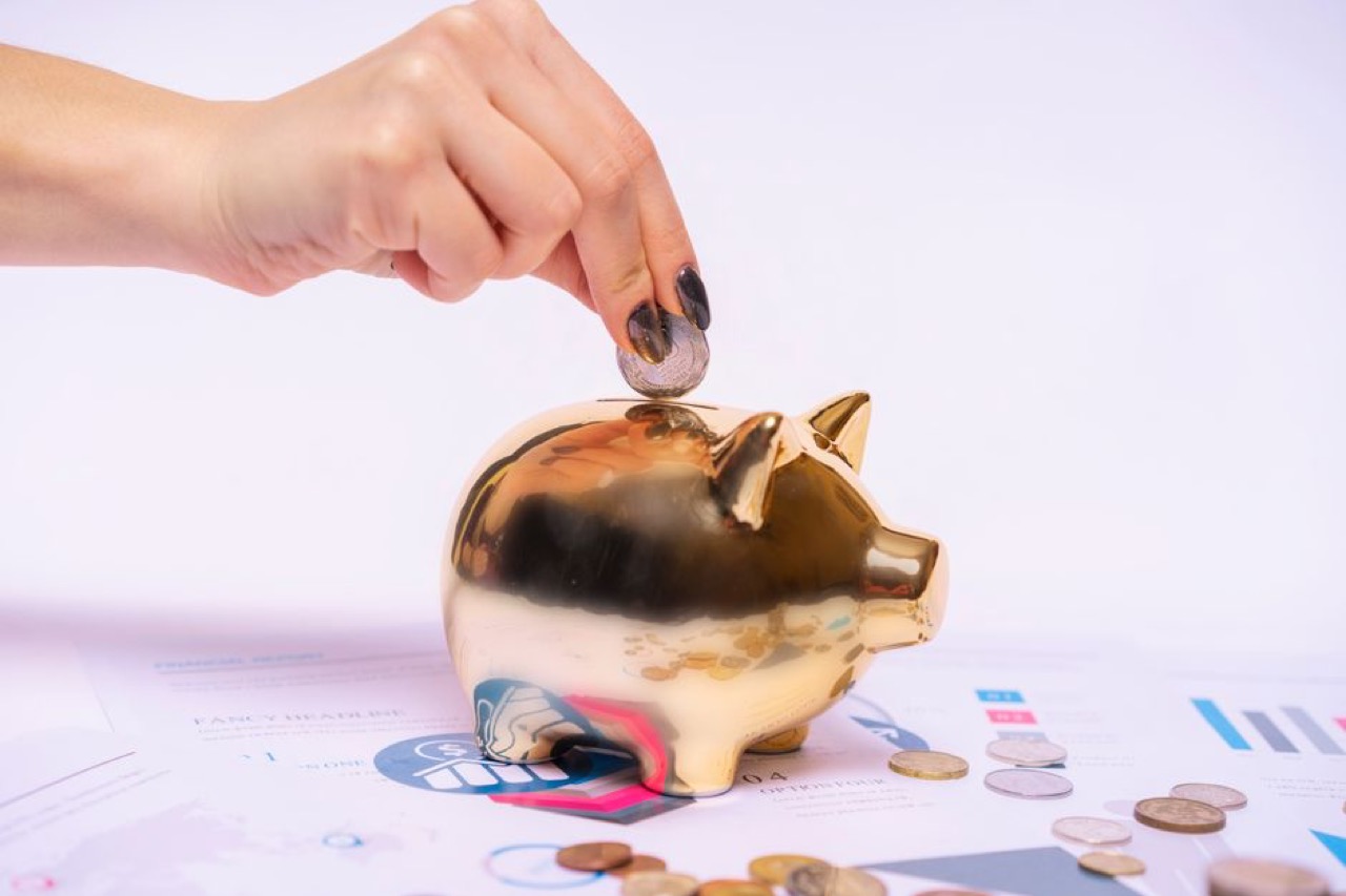 Piggy bank savings - Assupol Funeral Cover