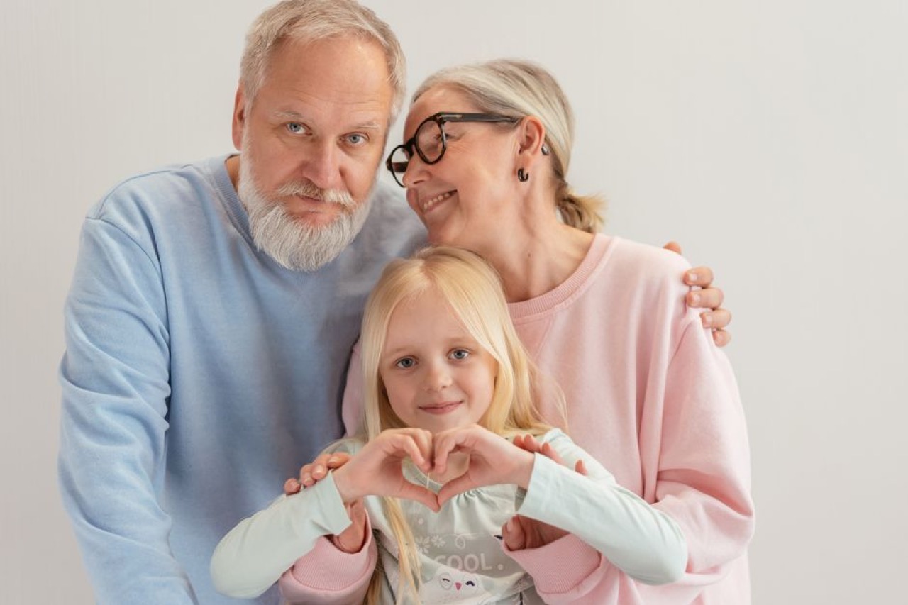 Grandparents and grandchild - Compare Funeral Cover