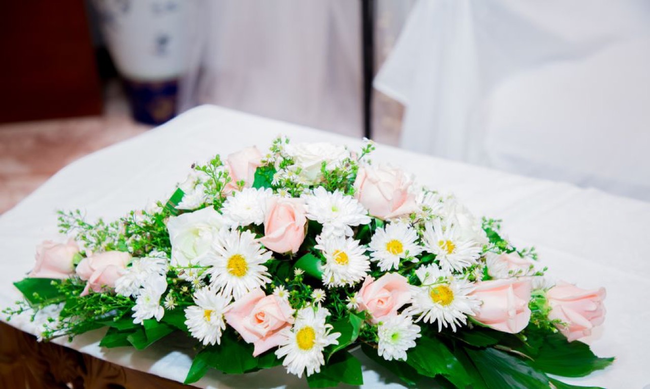 Royal Funerals: plans, contact numbers and how to claim Soft white flowers arrangement - Royal Funerals: plans, contact numbers and how to claim