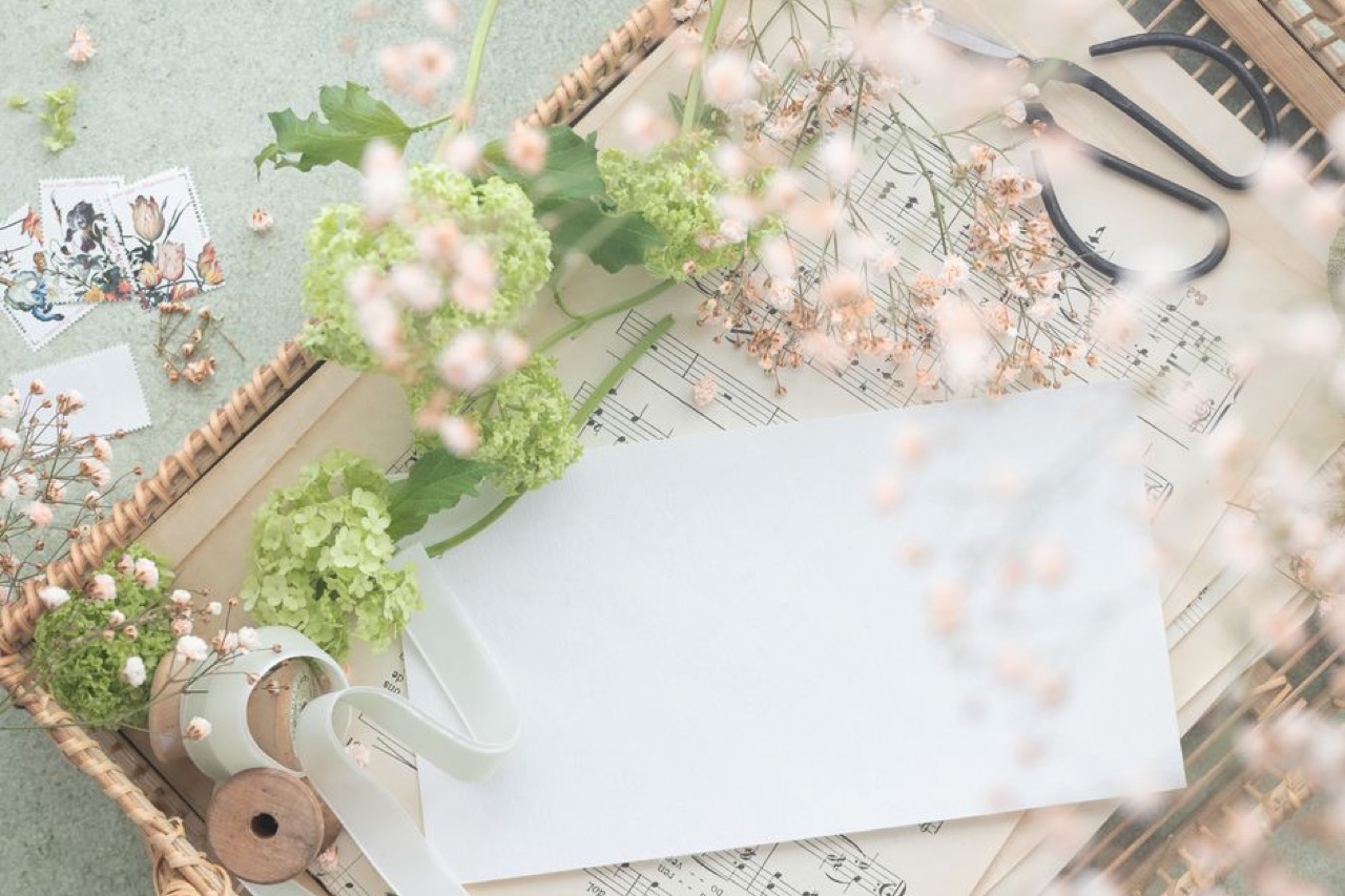 Stationery paper flowers - Condolence and sympathy messages